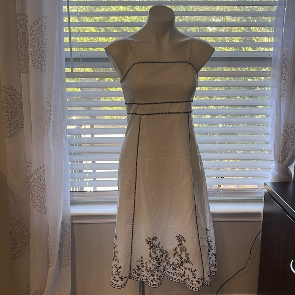 SIGNATURE Embroidered white dress